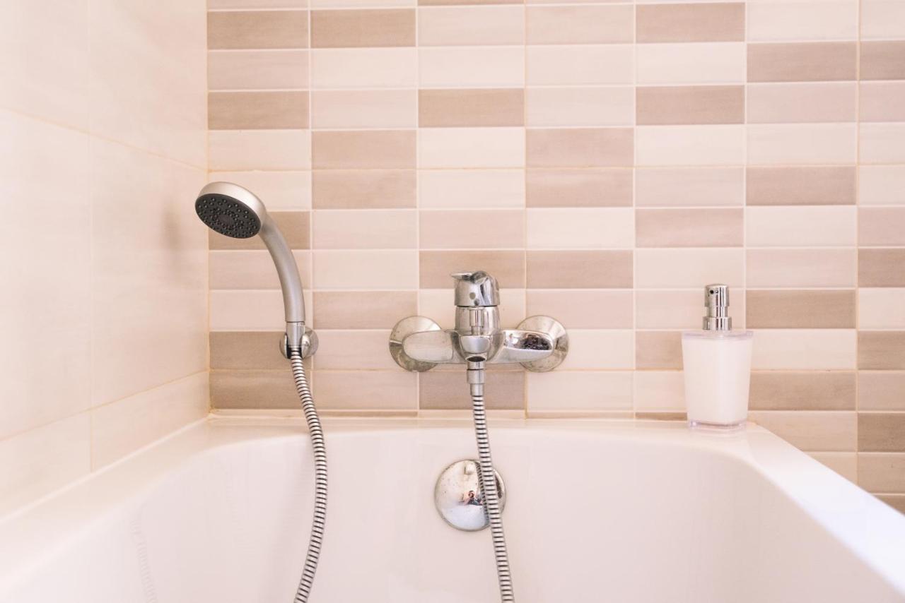 Modern 3 Bedroom With Ac Apartment Zabbar Luaran gambar